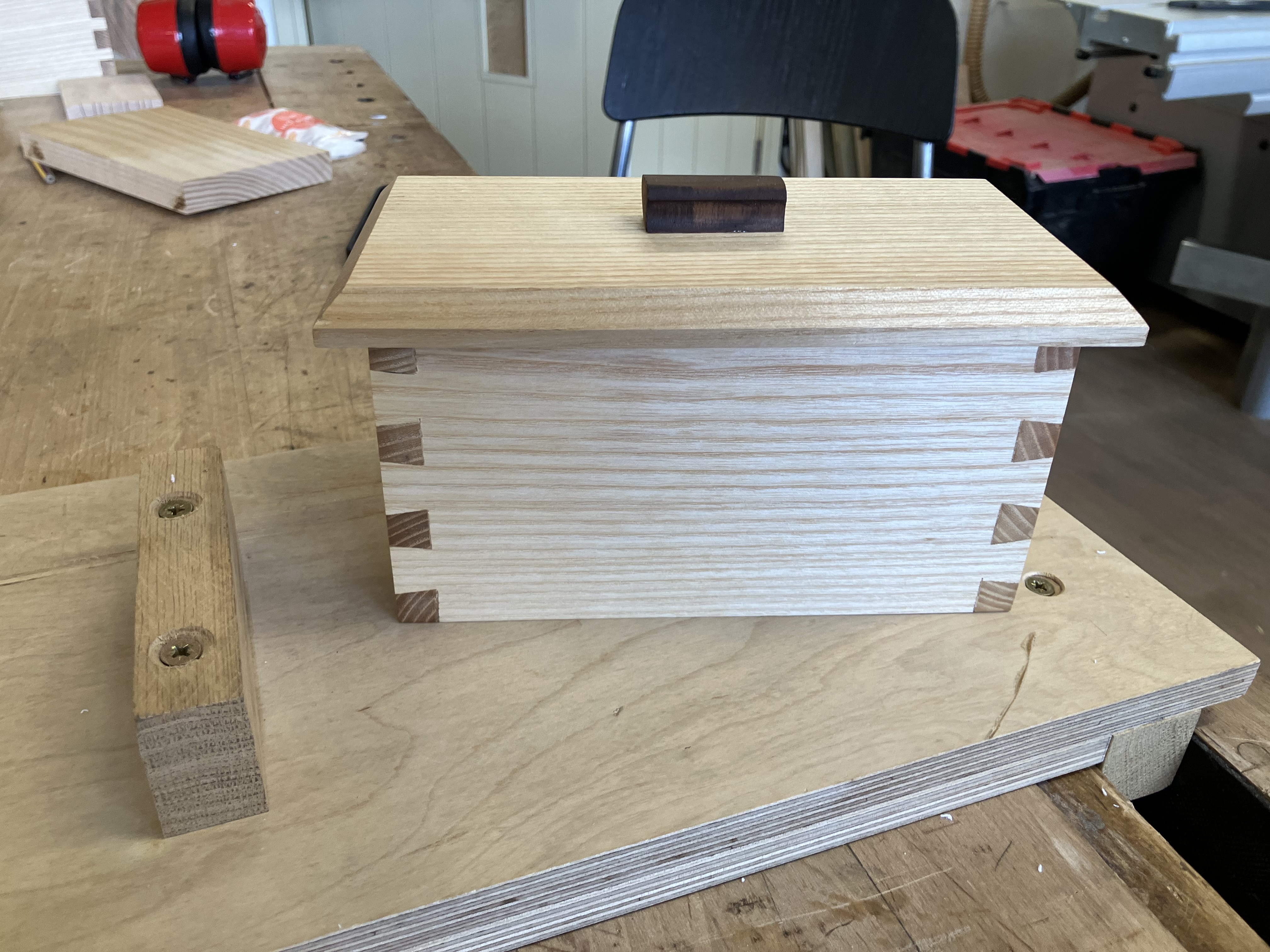 Box-making (12 evenings) – Box making